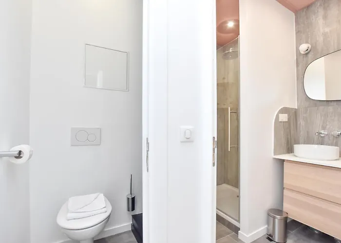 Authentic 1br-4p Republique - Le Marais * Paris